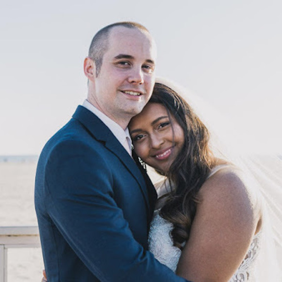 Meet your Posher, Courtney - Picture 1 of 1